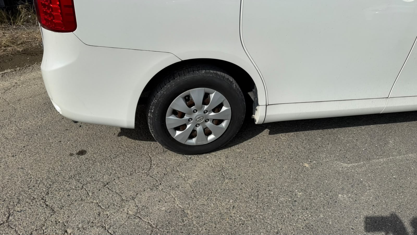 2010 TOYOTA NOAH ZRR70-0328697