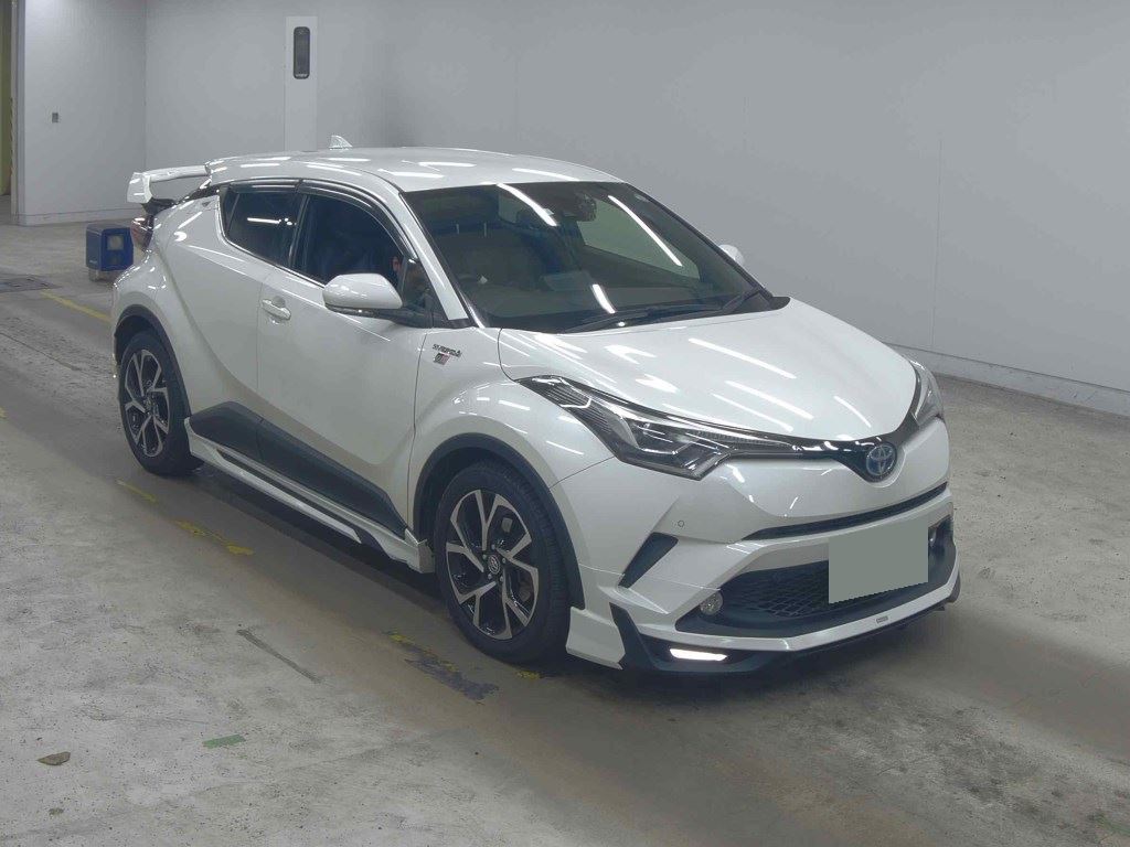 2017 TOYOTA C-HR ZYX10-2068129