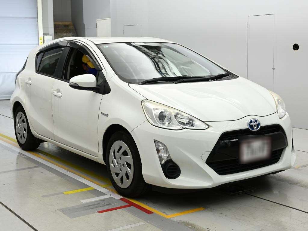 2016 TOYOTA AQUA NHP10-2579881