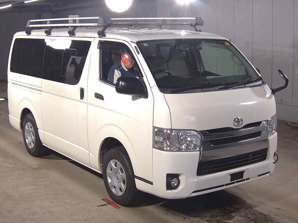 2017 TOYOTA REGIUS ACE VAN 5D KDH201-5029566
