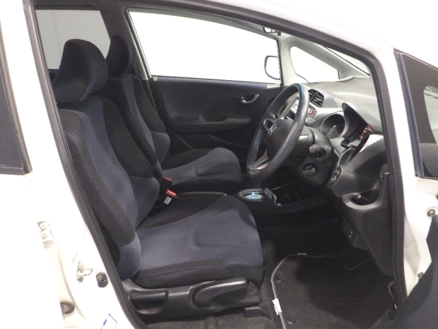 2010 HONDA FIT GE6-3000700