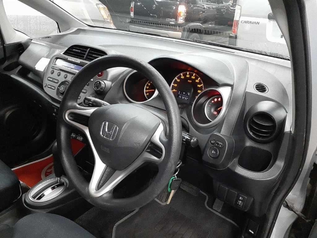 2009 HONDA FIT GE6-1235304