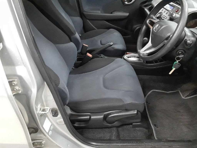 2009 HONDA FIT GE6-1235304