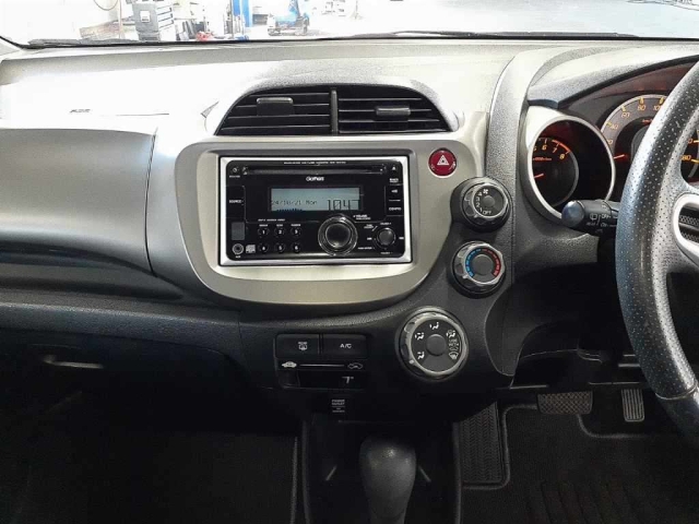 2010 HONDA FIT GE6-1374068