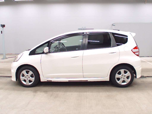 2010 HONDA FIT GE6-1374068