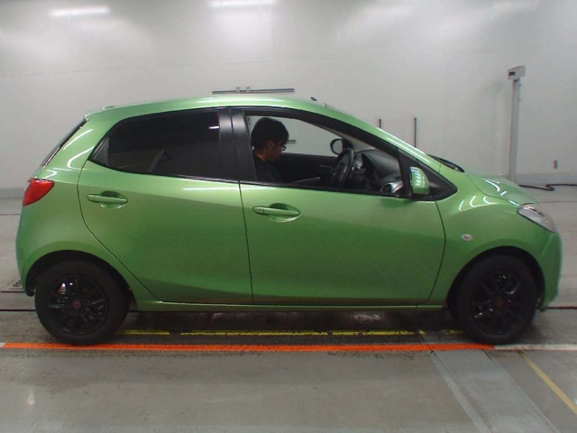 2010 MAZDA DEMIO DE3FS-274130