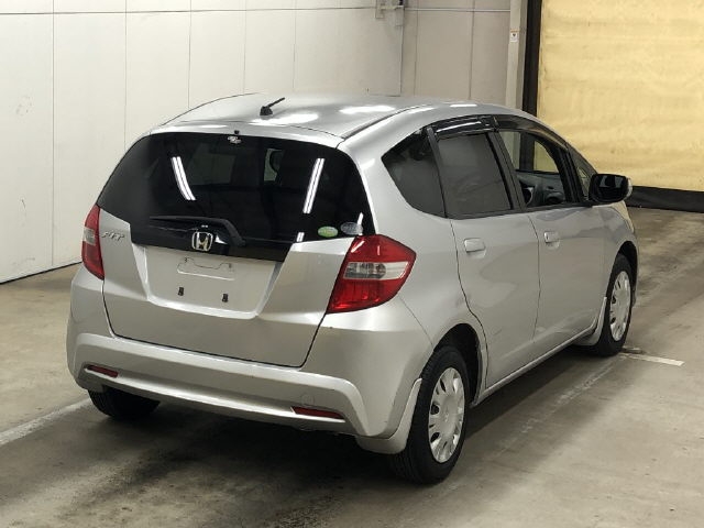 2011 HONDA FIT GE6-1531118