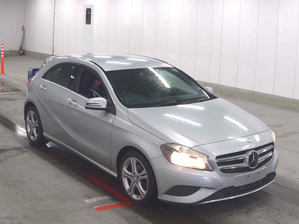 2013 MERCEDES BENZ A CLASS WDD1760422J137445