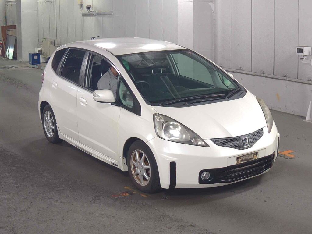 2010 HONDA  FIT GE6-1424404