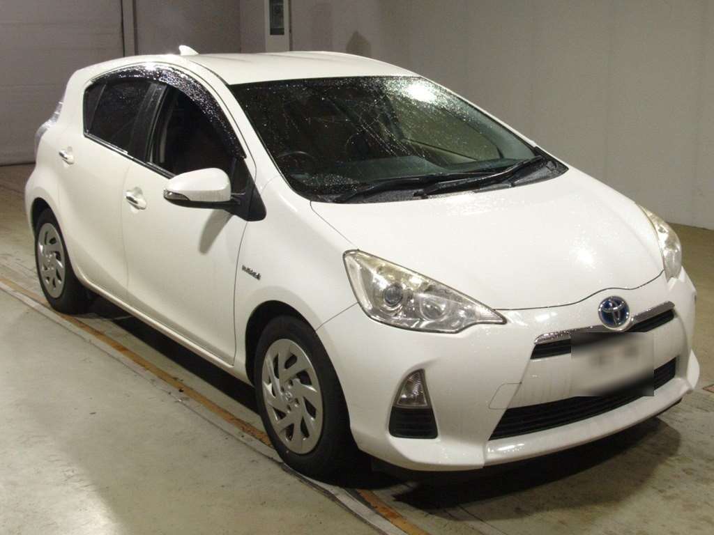 2013 TOYOTA AQUA NHP10-6141197