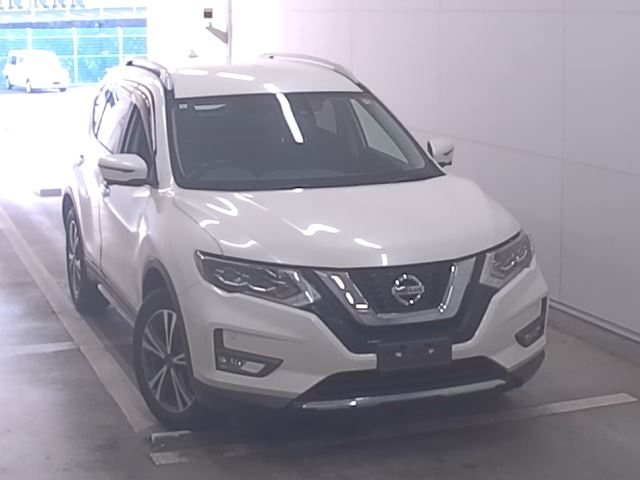 2017 NISSAN X-TRAIL T32-041253