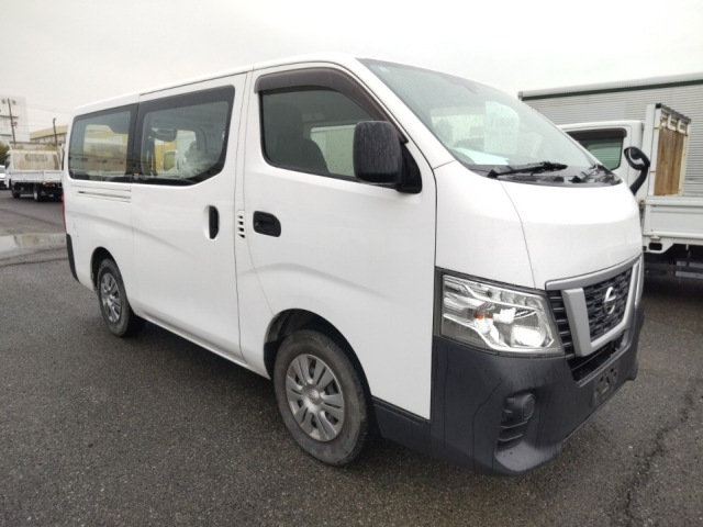 2017 NISSAN CARAVAN VW6E26-102043