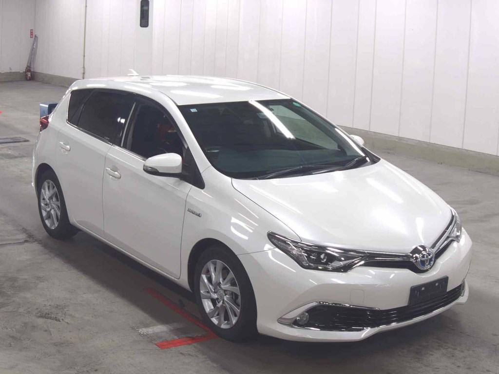 2016 TOYOTA AURIS ZWE186-1006868
