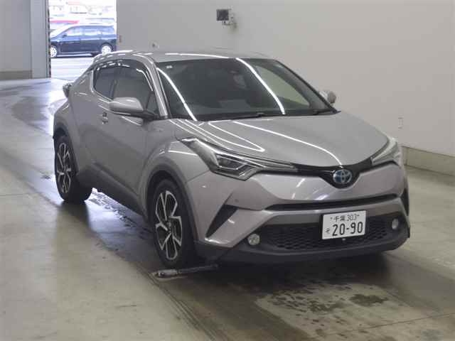 2017 TOYOTA C-HR ZYX10-2052311
