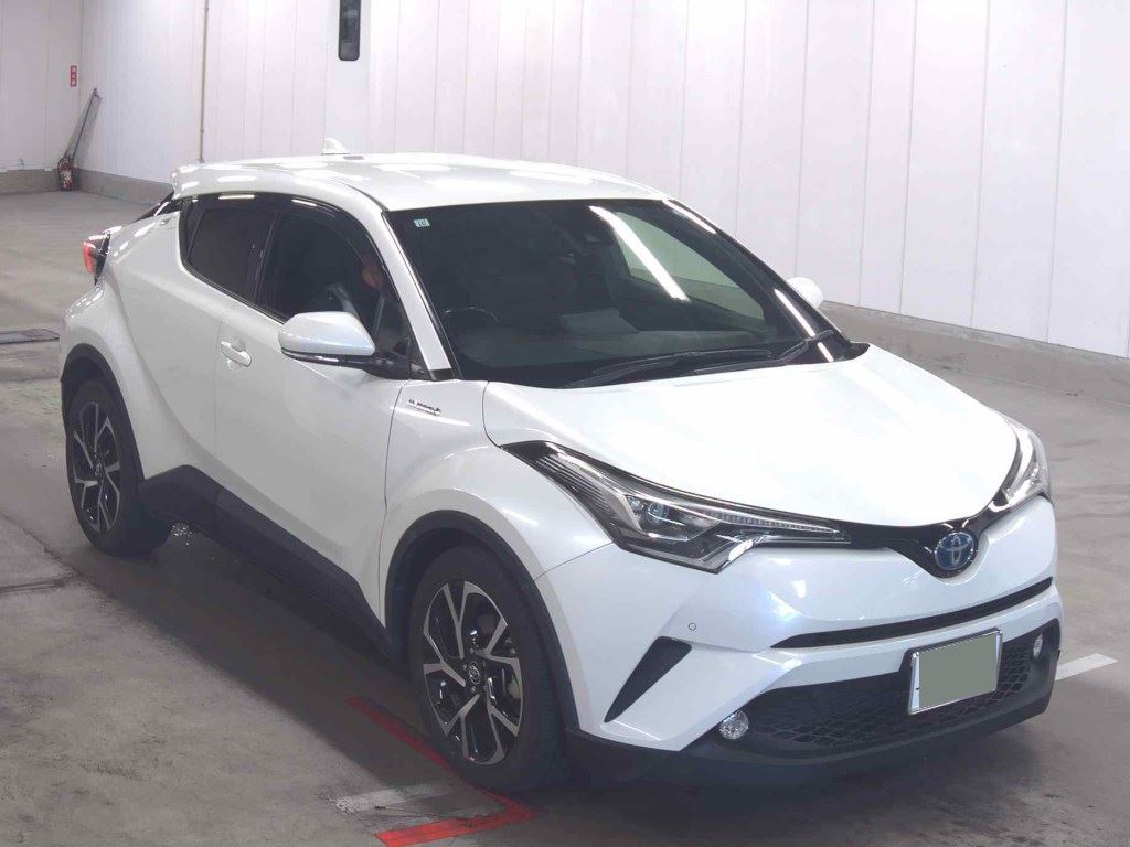 2017 TOYOTA C-HR ZYX10-2090847