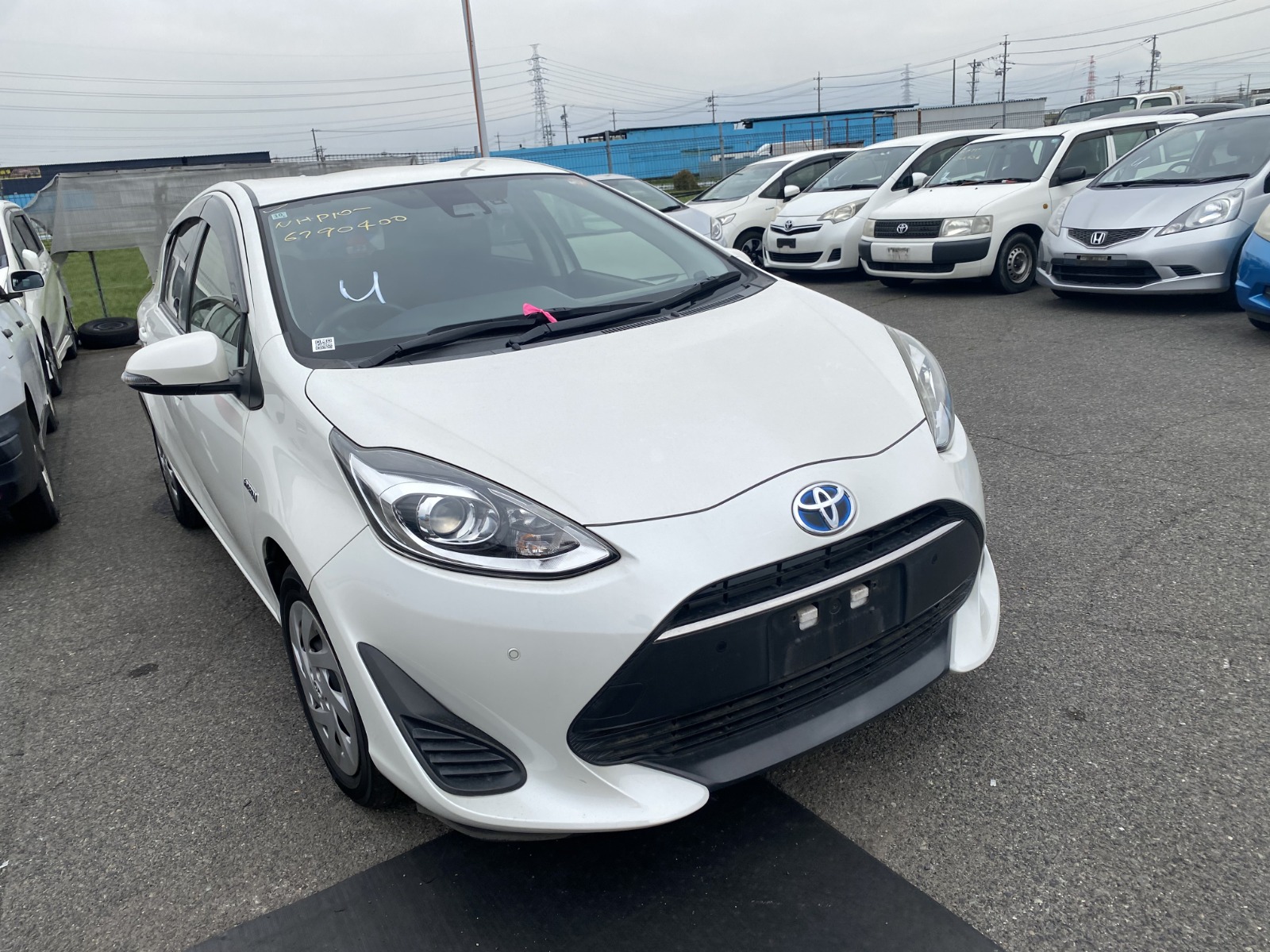 2018 TOYOTA AQUA NHP10-6790400