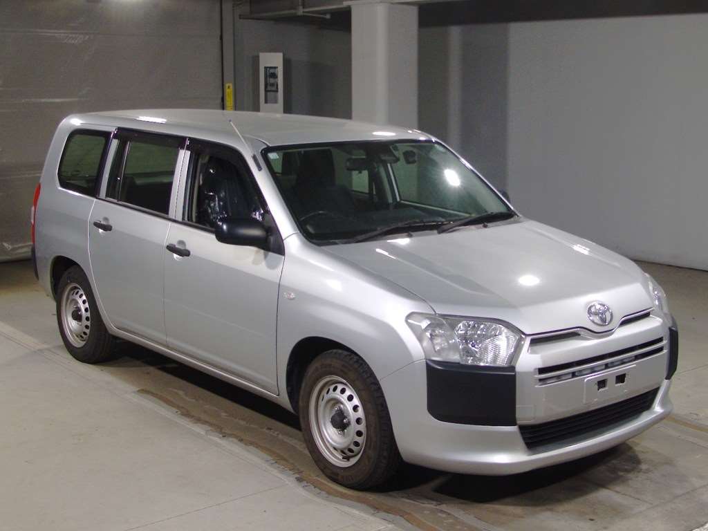 2017 TOYOTA PROBOX NCP160-0092153