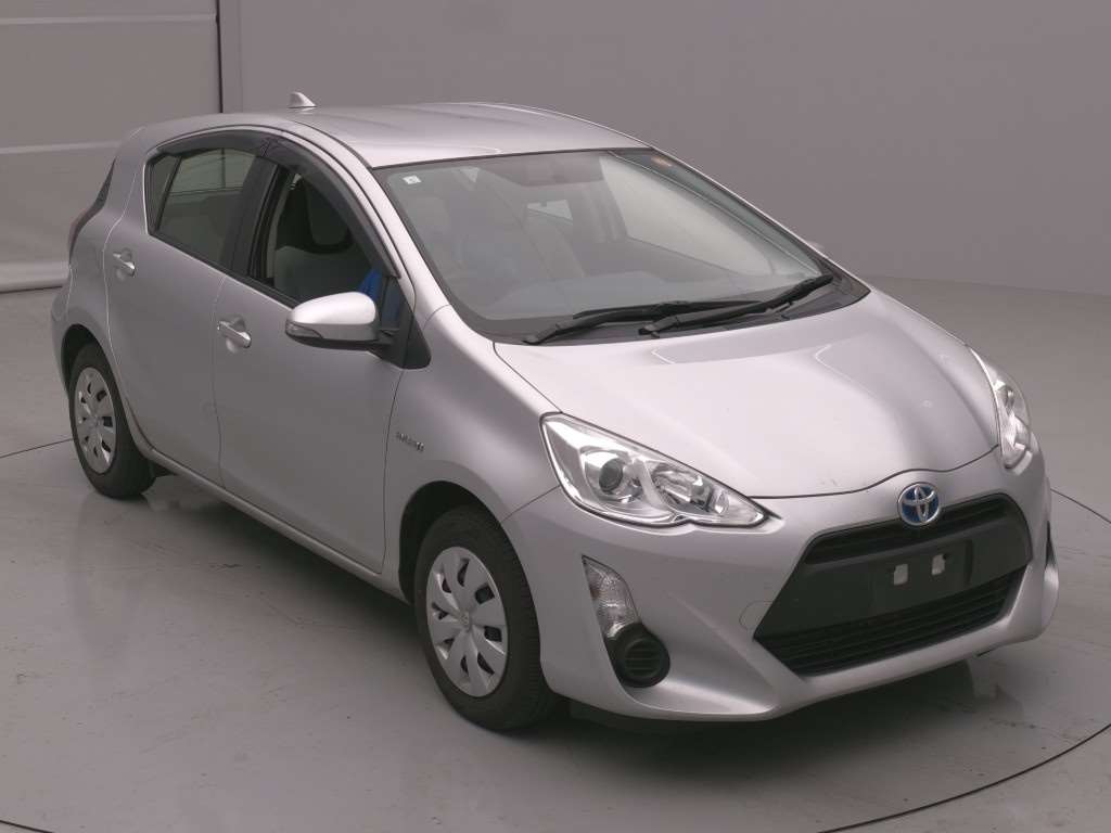 2017 TOYOTA AQUA NHP10-6591***
