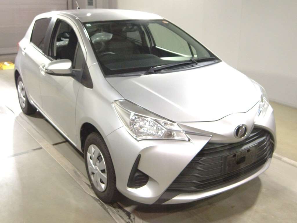 2017 TOYOTA VITZ NSP135-2068101