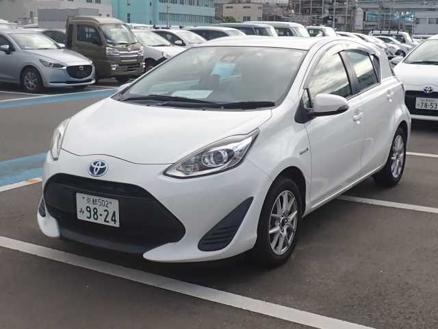 2018 TOYOTA AQUA NHP10-6741191