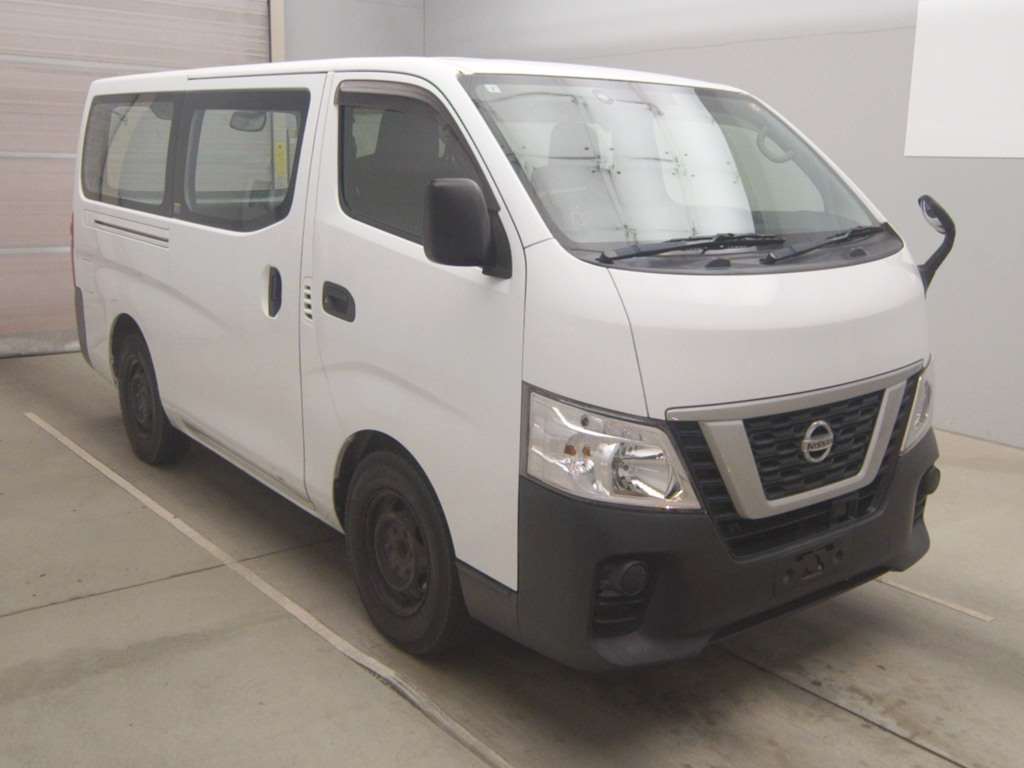 2017 NISSAN CARAVAN VAN VR2E26-101515