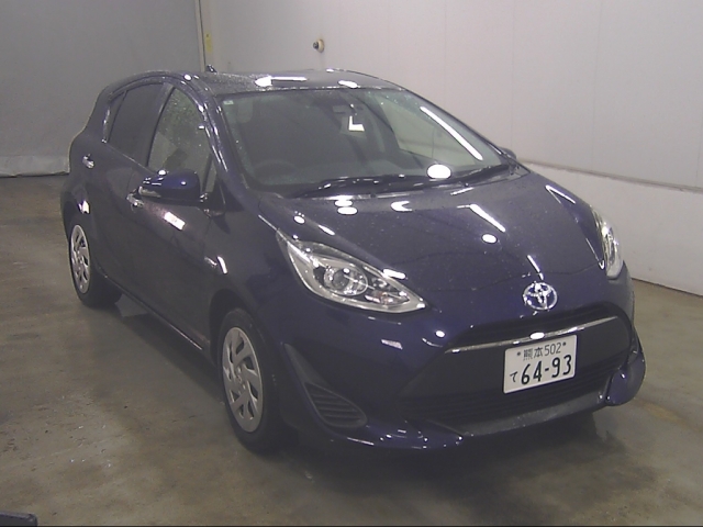 2018 TOYOTA AQUA NHP10-6720160