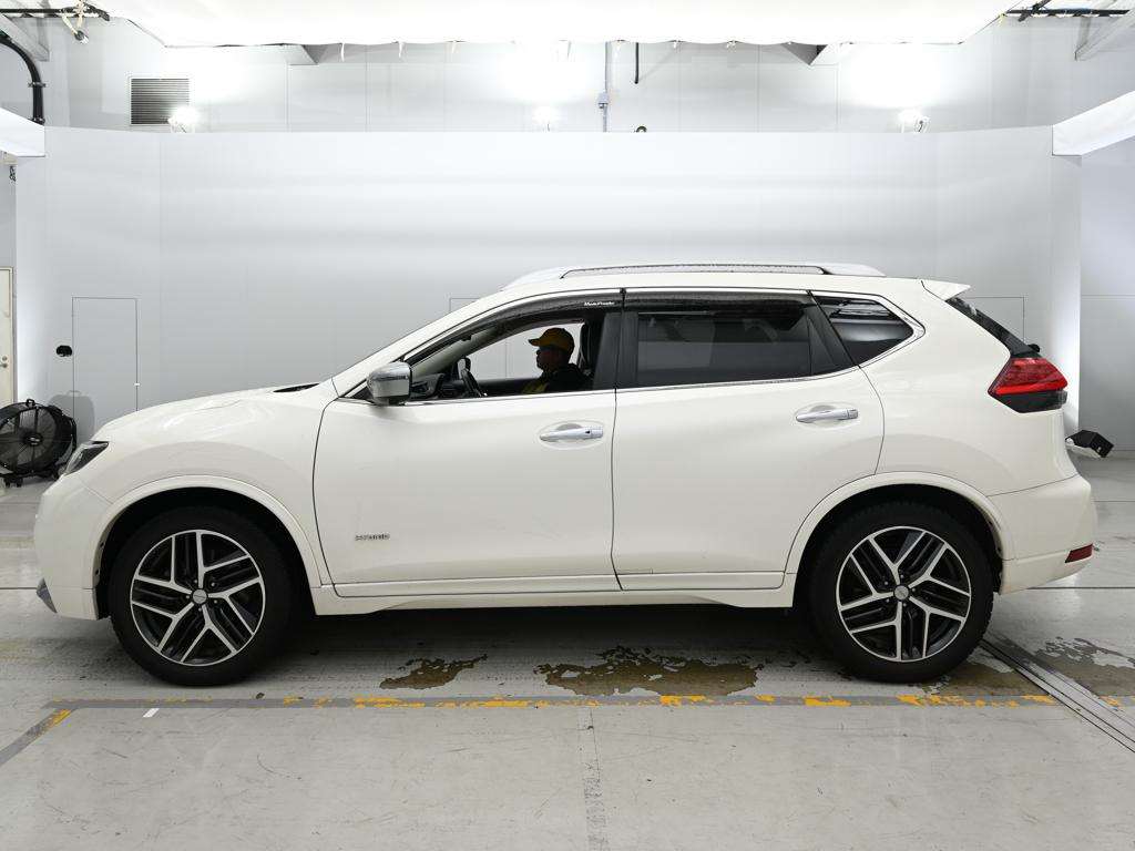 2017 NISSAN X-TRAIL HNT32-160347