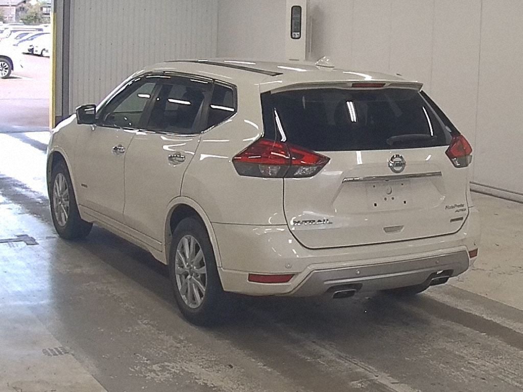 2017 NISSAN X-TRAIL HNT32-160226