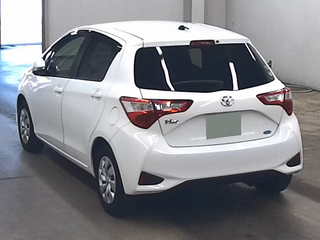 2017 TOYOTA VITZ NSP130-2266053