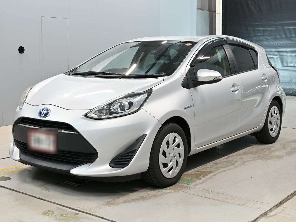 2017 TOYOTA AQUA NHP10-6664049