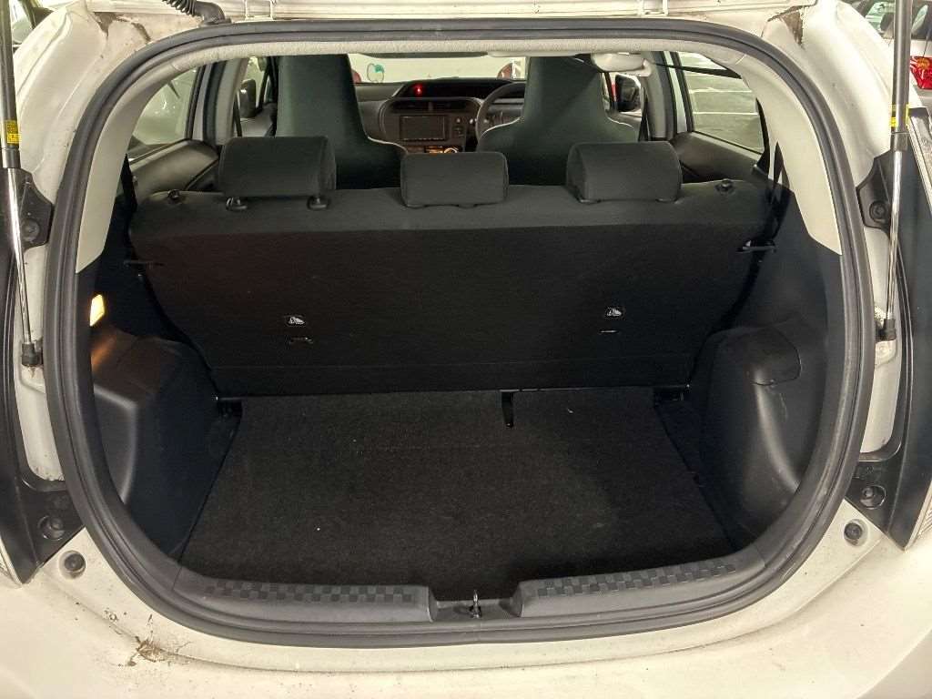 2019 TOYOTA AQUA NHP10-6805511
