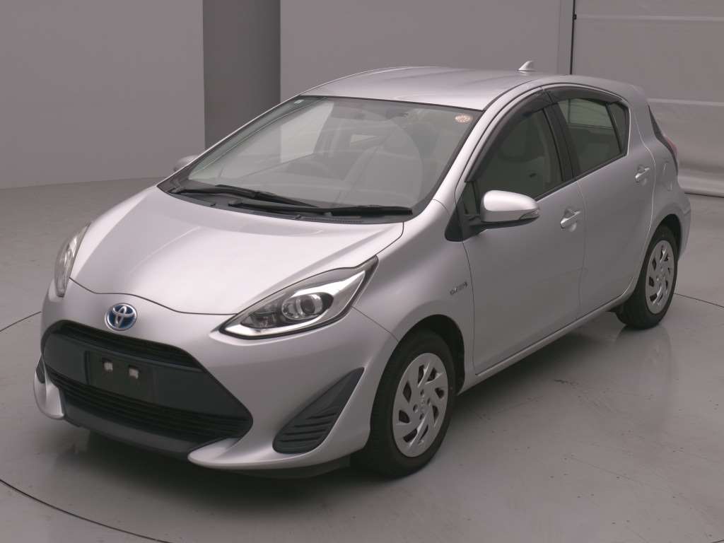 2017 TOYOTA AQUA NHP10-6637773