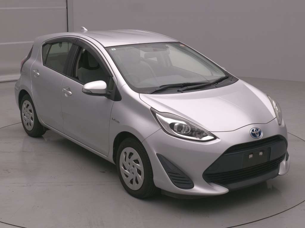 2017 TOYOTA AQUA NHP10-6637773