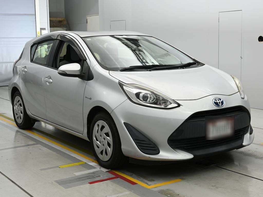 2017 TOYOTA AQUA NHP10-6624268