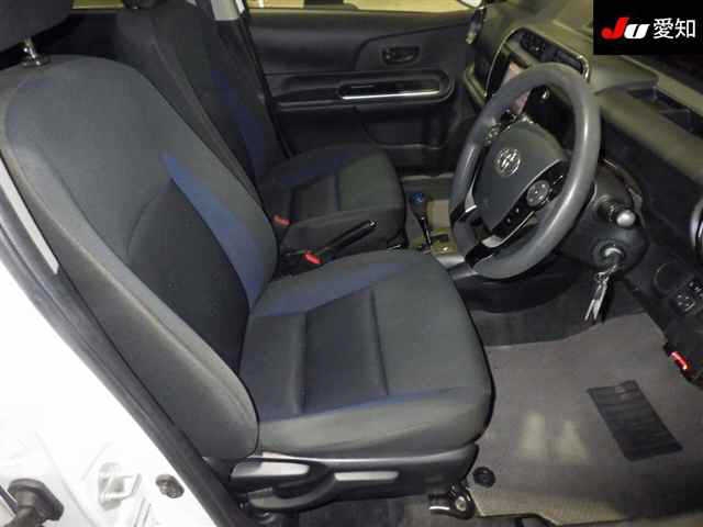 2017 TOYOTA AQUA NHP10-6644446