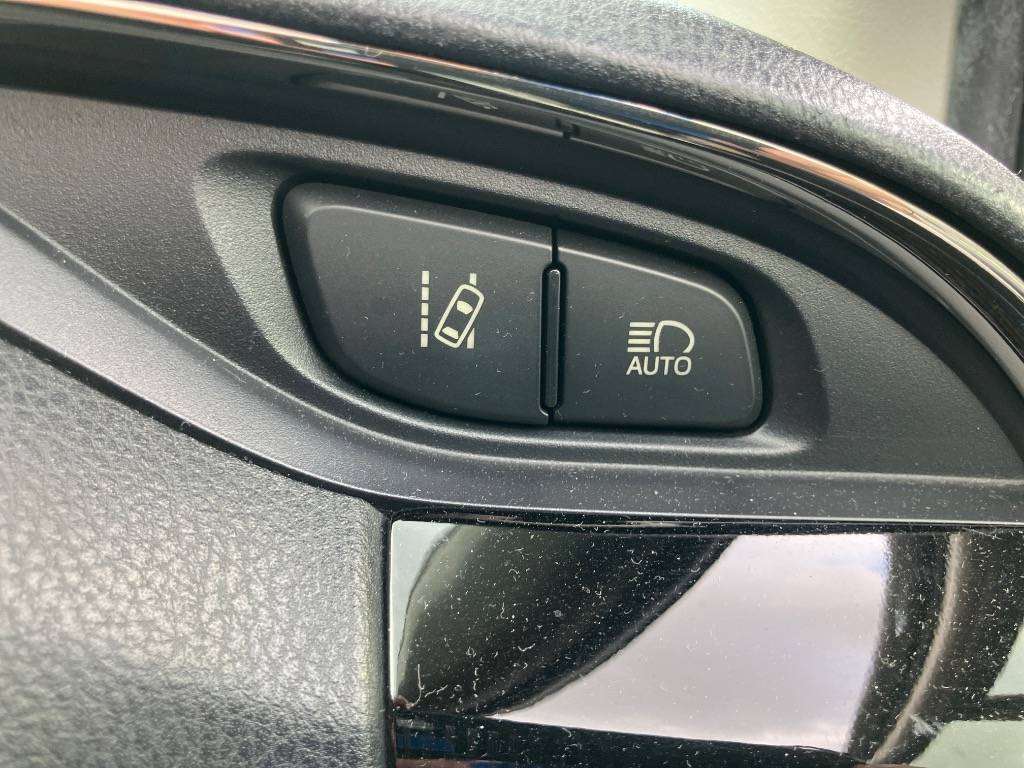 2017 TOYOTA VITZ NHP130-2027756
