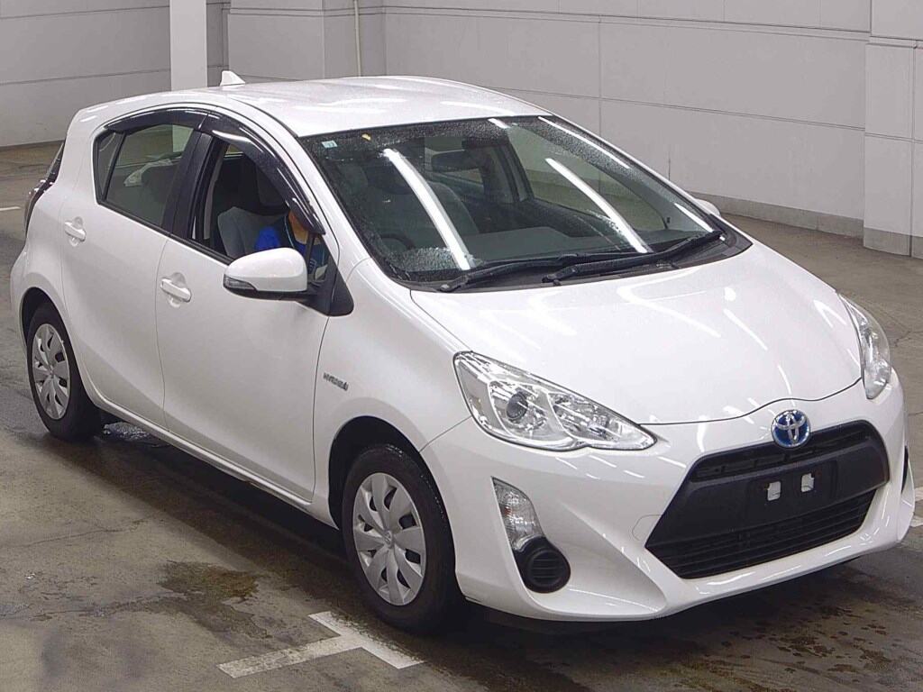 2016 TOYOTA AQUA NHP10-6561945