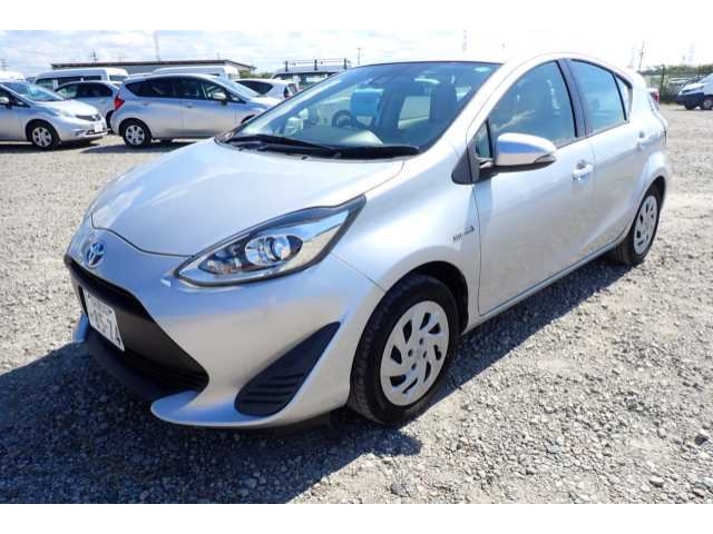 2017 TOYOTA AQUA NHP10-6646853