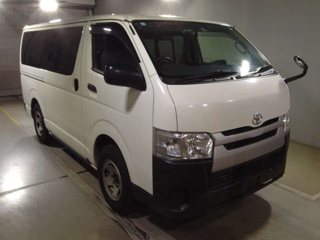 2017 TOYOTA REGIUS ACE KDH206-6018201