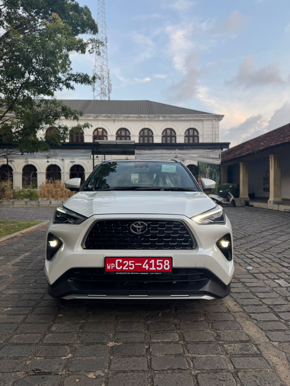 2025 TOYOTA YARIS CROSS PREMIUM LUXURY EDITION MR2A78BF104069586