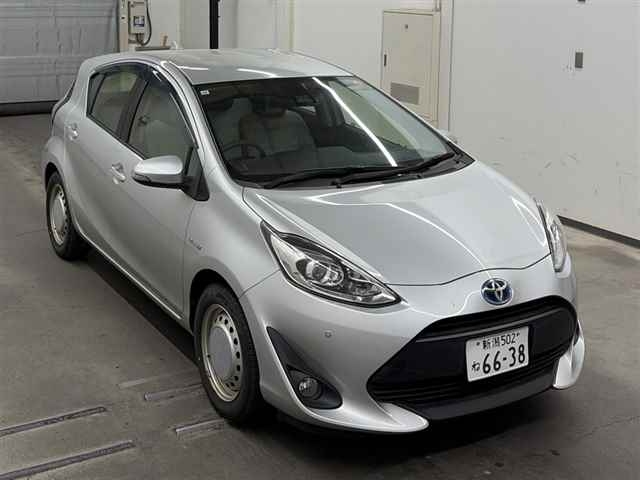 2017 TOYOTA AQUA NHP10-6657773