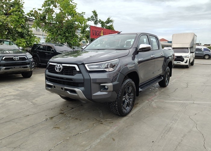 TOYOTA DOUBLE CAB 10266 MR0CB8DDXXXXXXXXX
